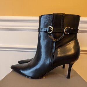 Ann Taylor Size 8 Black Heeled Boots